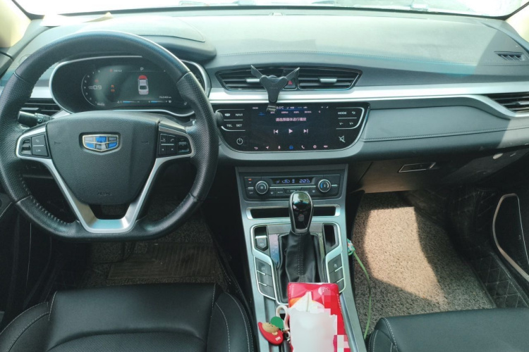 GEELY Emgrand 2018 #11 GEELY Emgrand 2018 car image #11
