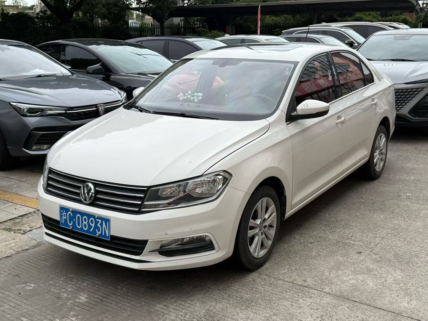 Volkswagen Santana 2017 Volkswagen Santana 2017 car image