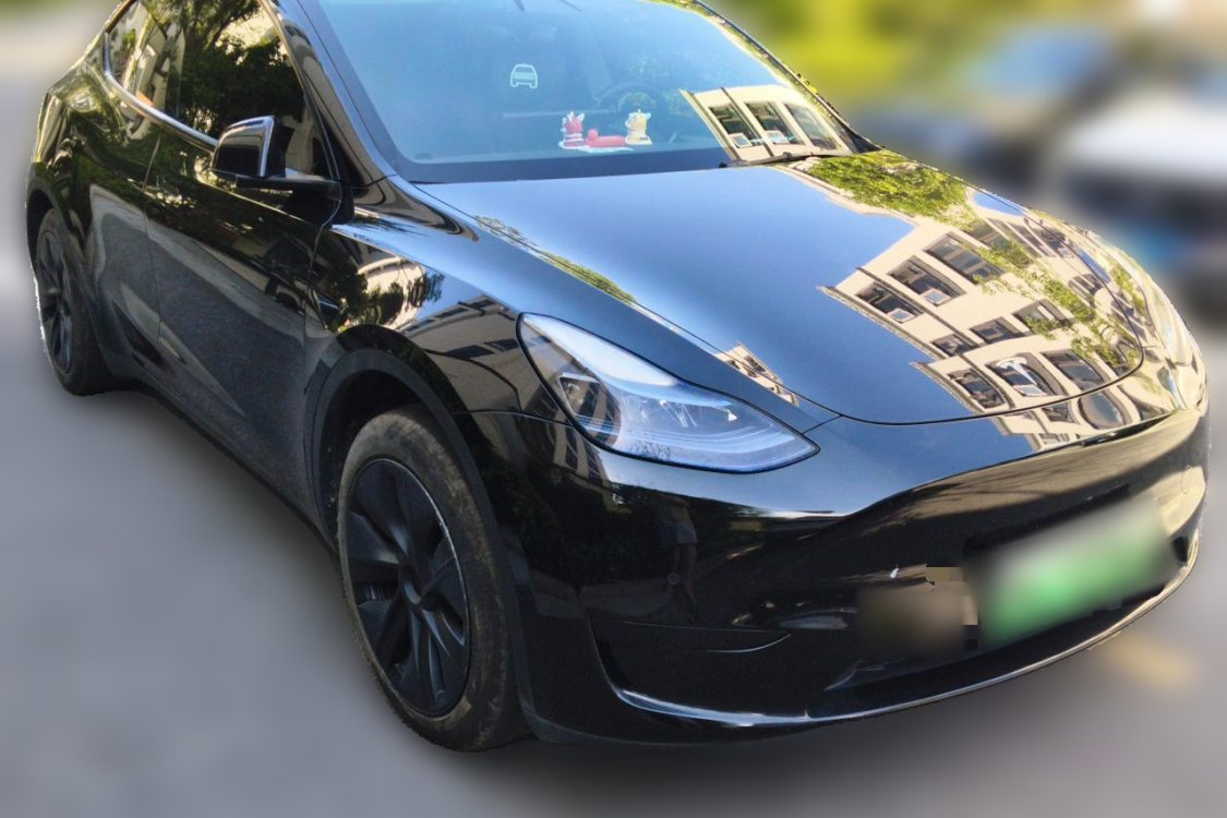 Tesla Model Y 2023 #2 Tesla Model Y 2023 car image #2