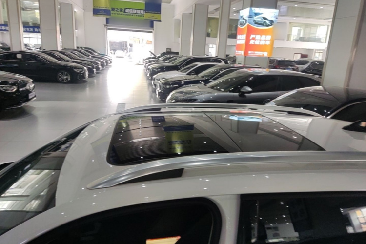 Volkswagen T-Cross 2021 car image #25