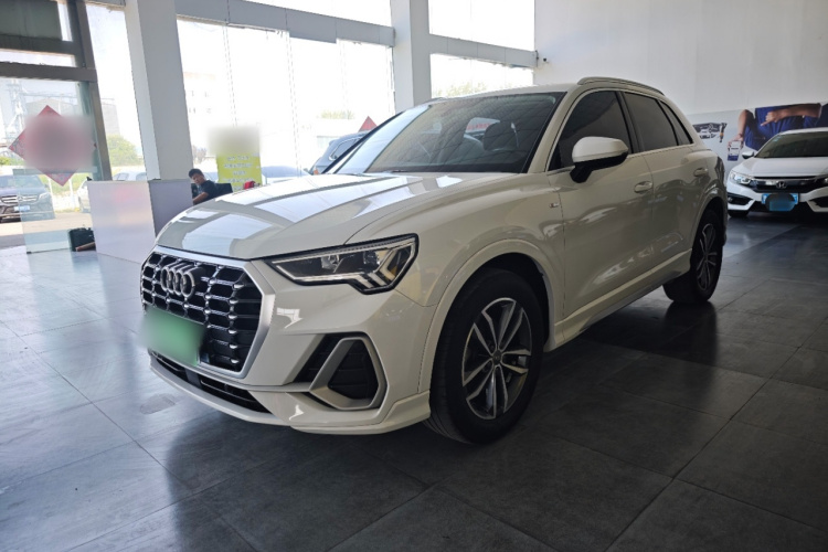Audi Q3 2020 #2 Audi Q3 2020 car image #2