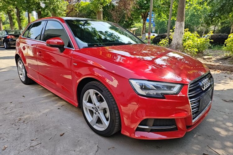 Audi A3 2019 immagine di auto #4