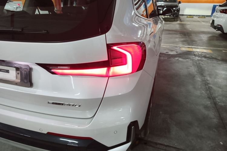 BMW X1 2024 #8 BMW X1 2024 car image #8