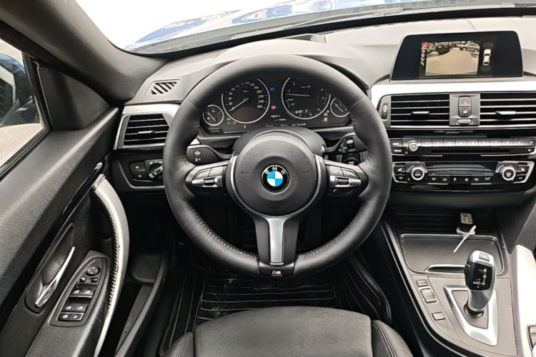 BMW 3 Series GT 2017 imagen de coche #11