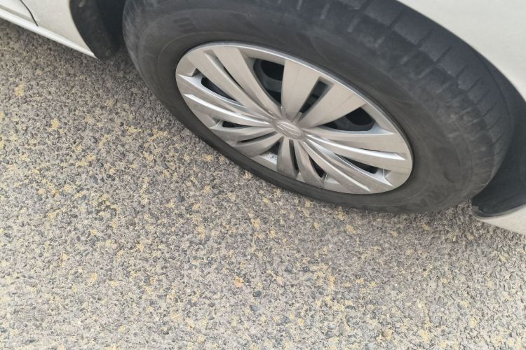 Volkswagen Santana 2019 car image #9