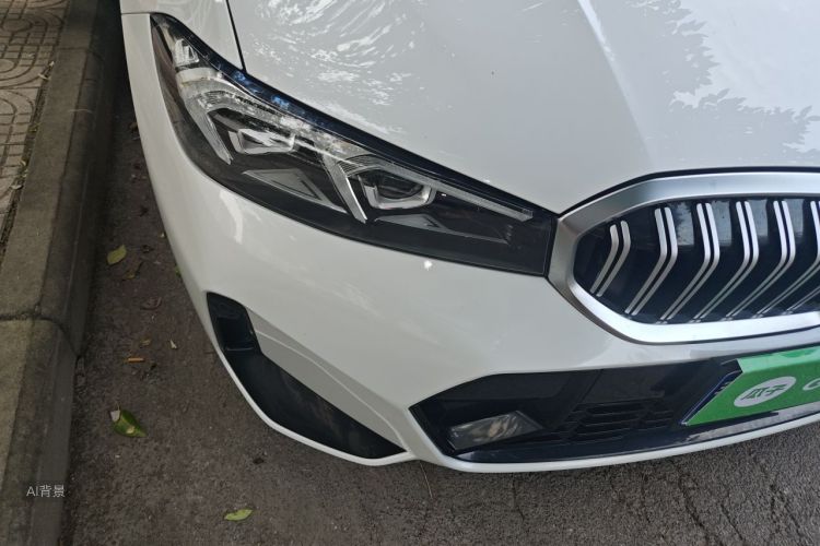 BMW 3 Series 2023 #8 BMW 3 Series 2023 car image #8