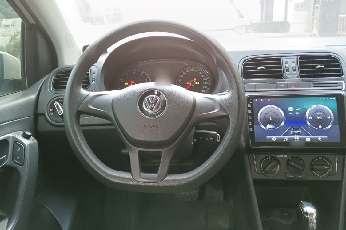 Volkswagen Polo 2017 #24 Volkswagen Polo 2017 car image #24