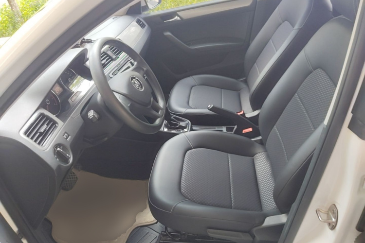 Volkswagen Santana 2016 car image #19