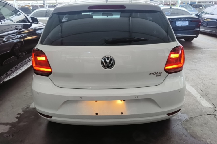 Volkswagen Polo 2018 car image #6
