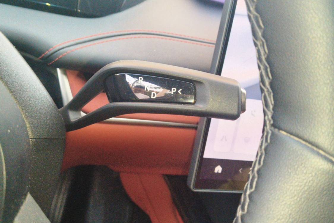 MI SU7 2025 car image #28