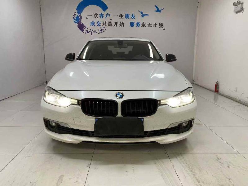 BMW 3 Series 2018 BMW 3 Series 2018 car image