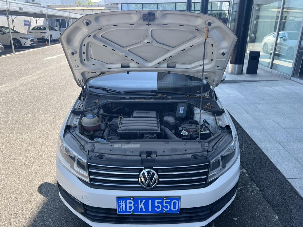 Volkswagen Santana 2017 image de voiture #2