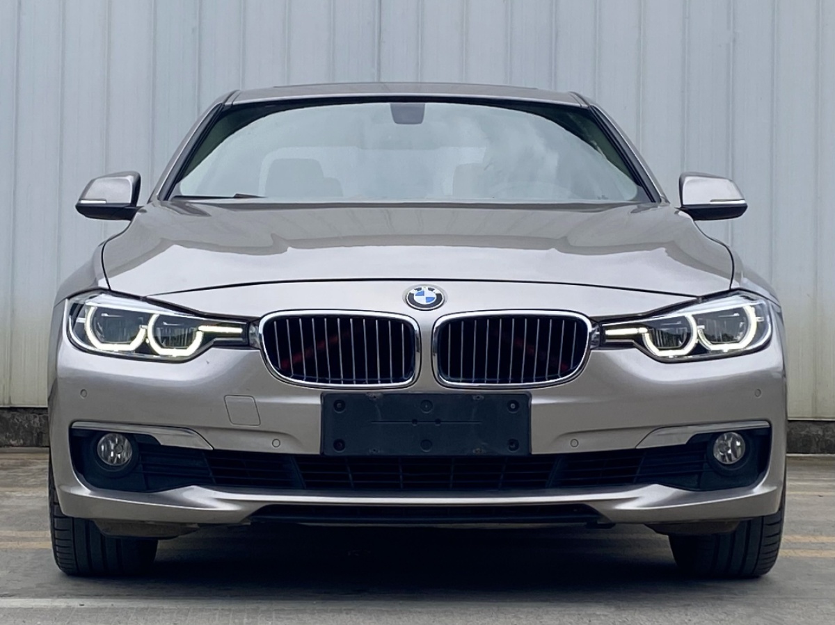 BMW 3 Series 2018 #2 BMW 3 Series 2018 car image #2