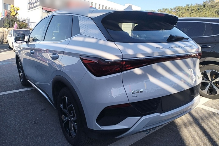 BYD Yuan Plus 2022 #5 BYD Yuan Plus 2022 car image #5