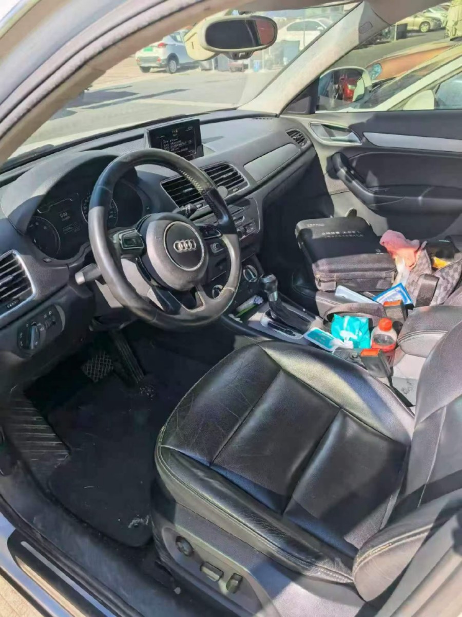 Audi Q3 2015 #5 Audi Q3 2015 car image #5