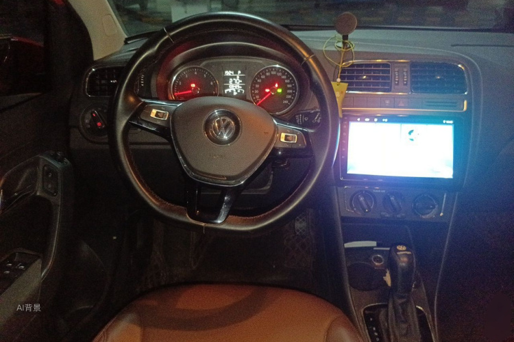 Volkswagen Polo 2017 car image #12