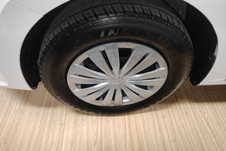 Volkswagen Santana 2022 car image #9