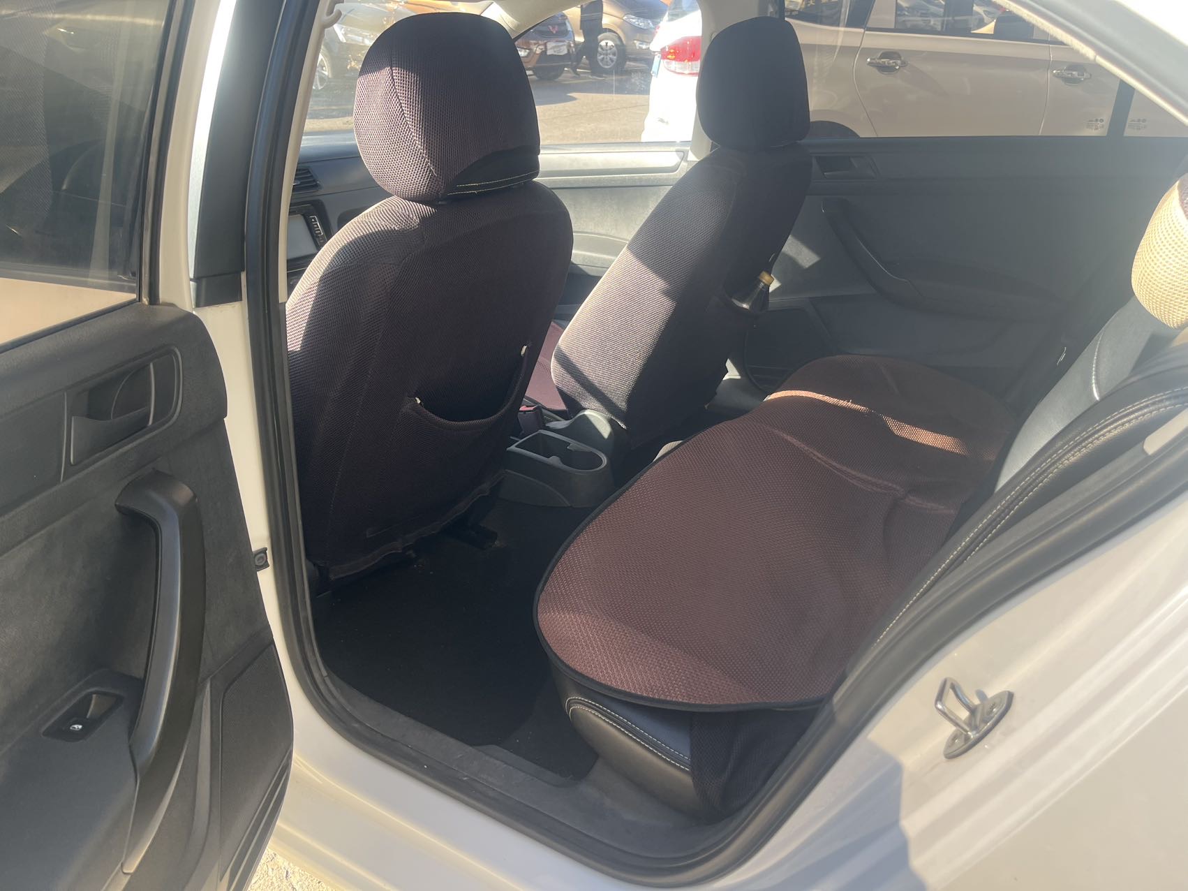 Volkswagen Santana 2016 car image #4