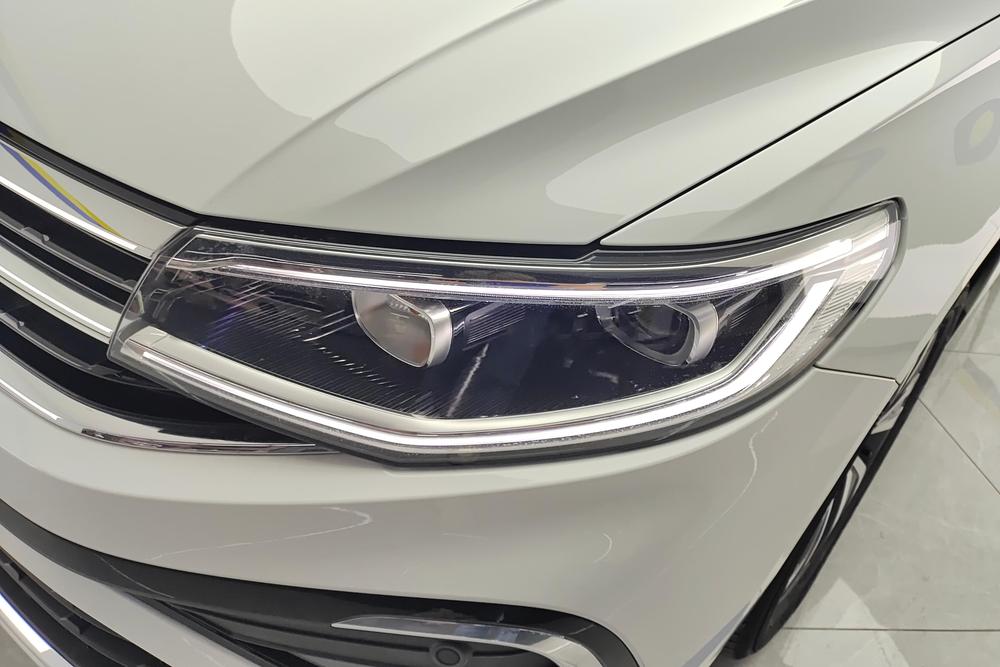 Volkswagen Bora 2022 car image #4
