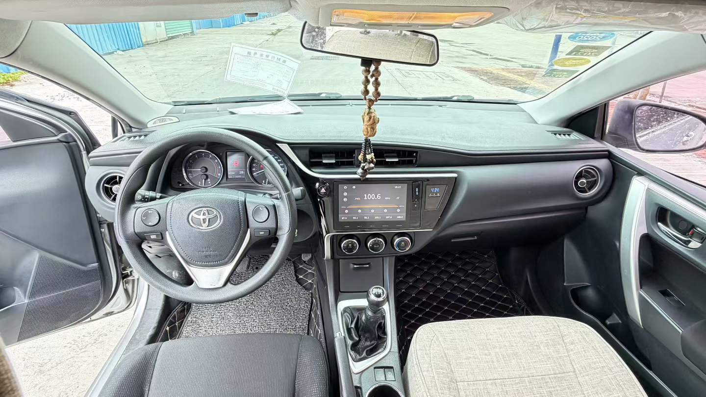 Toyota Corolla 2017 #8 Toyota Corolla 2017 car image #8