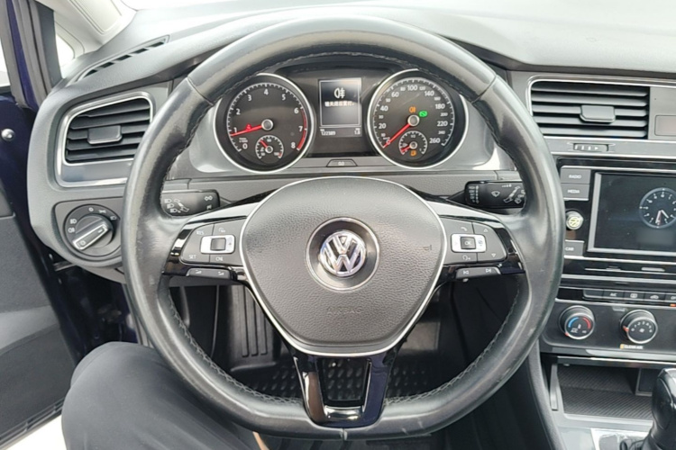 Volkswagen Golf 2018 #11 Volkswagen Golf 2018 car image #11
