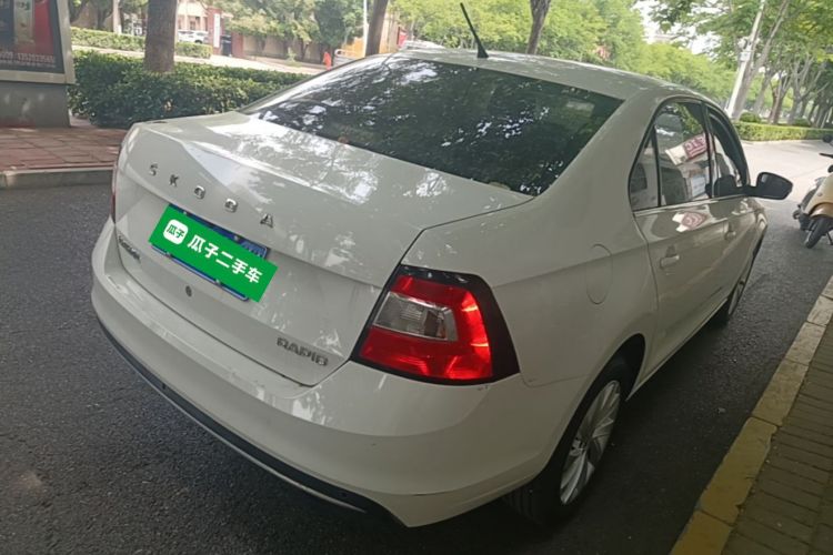 Skoda Rapid 2019 #7 Skoda Rapid 2019 image de voiture #7