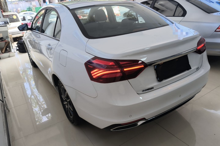 GEELY Emgrand 2020 #5 GEELY Emgrand 2020 car image #5