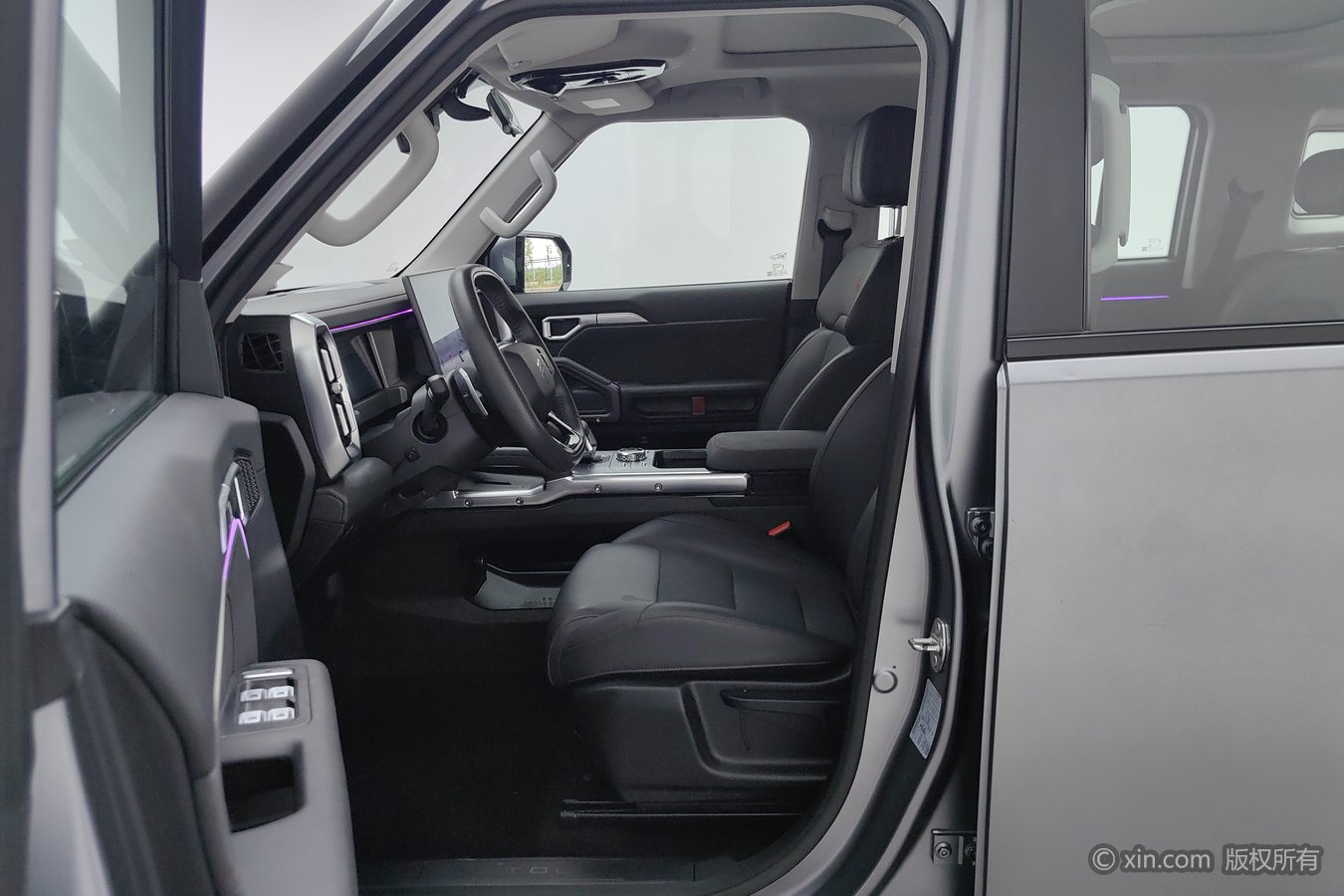 Jetour Traveller 2024 car image #10