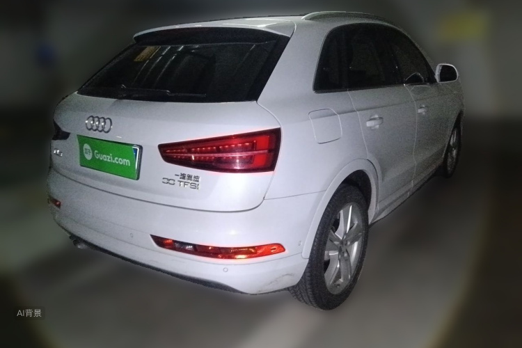 Audi Q3 2017 car image #7
