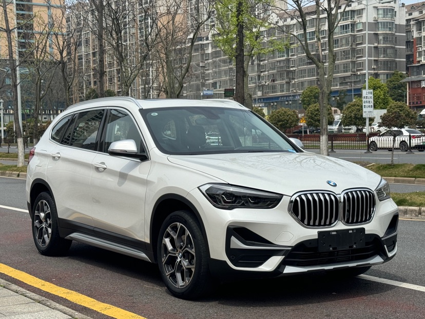 BMW X1 2022 car image #3
