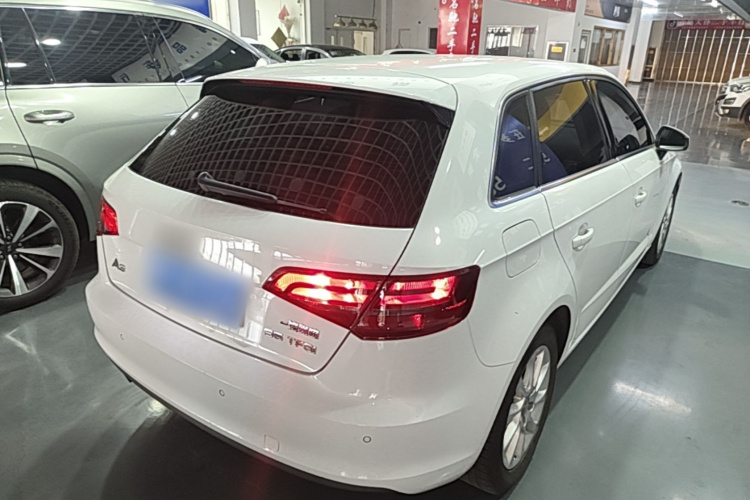Audi A3 2017 car image #7