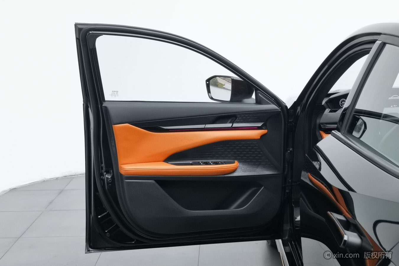 Changan UNI-V 2023 car image #8