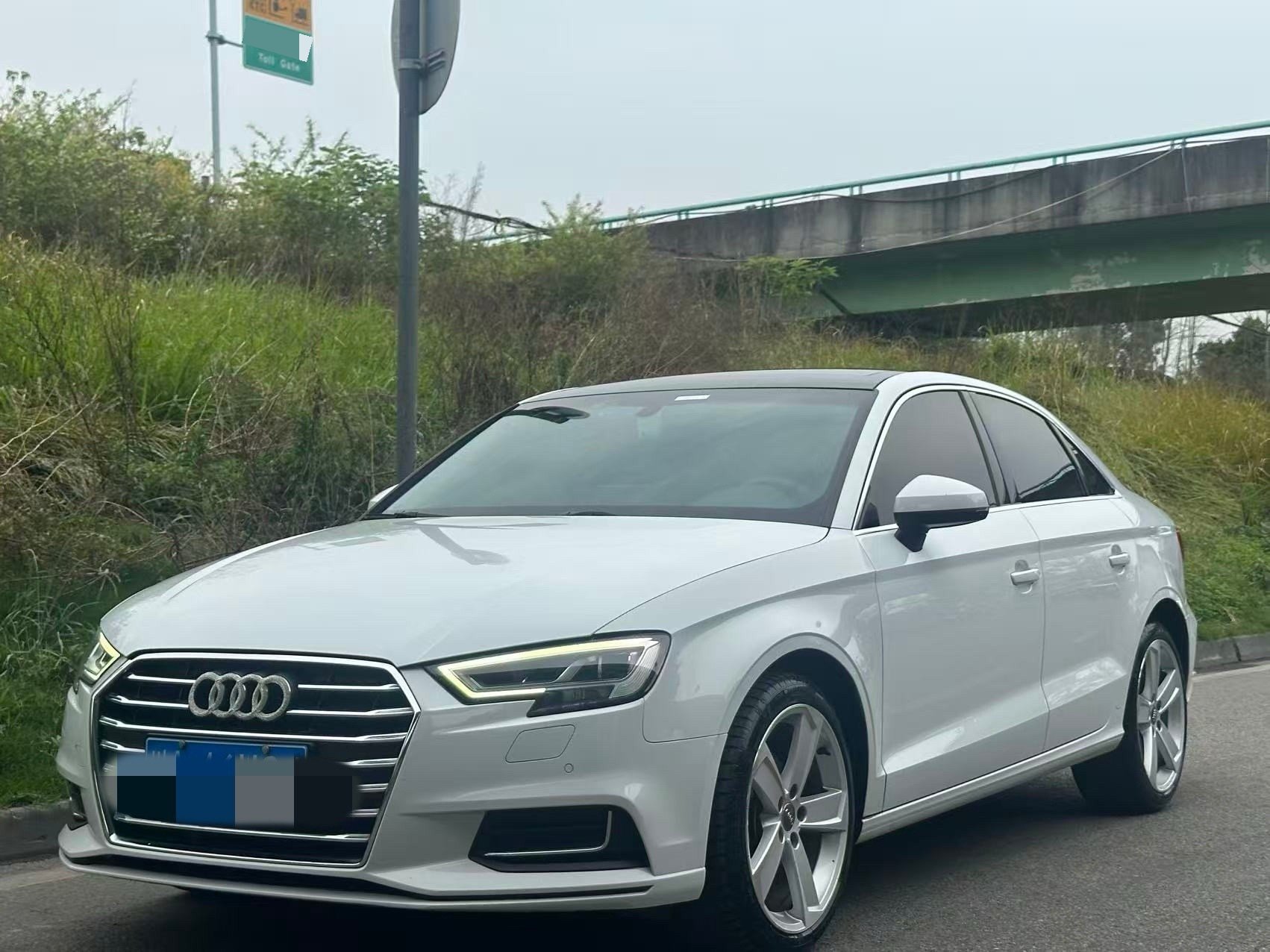 2018 2018 immagine di auto