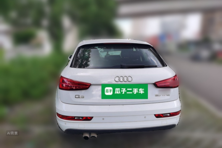 Audi Q3 2017 car image #6