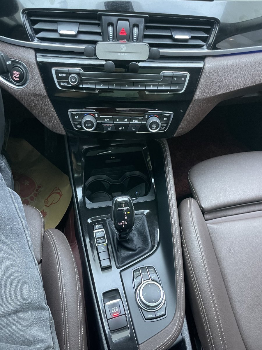 BMW X1 2022 image de voiture #5