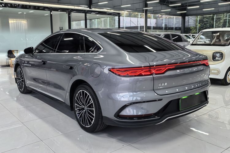 BYD Han 2023 immagine di auto #7