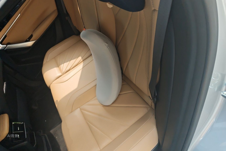 GEELY Boyue L 2022 car image #19
