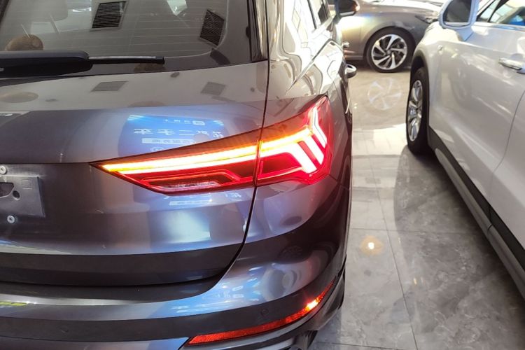 Audi Q3 2020 #8 Audi Q3 2020 car image #8