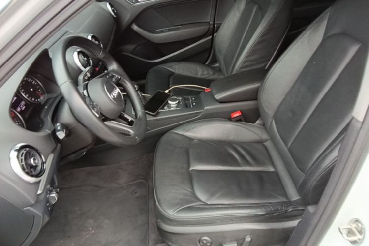Audi A3 2019 car image #15