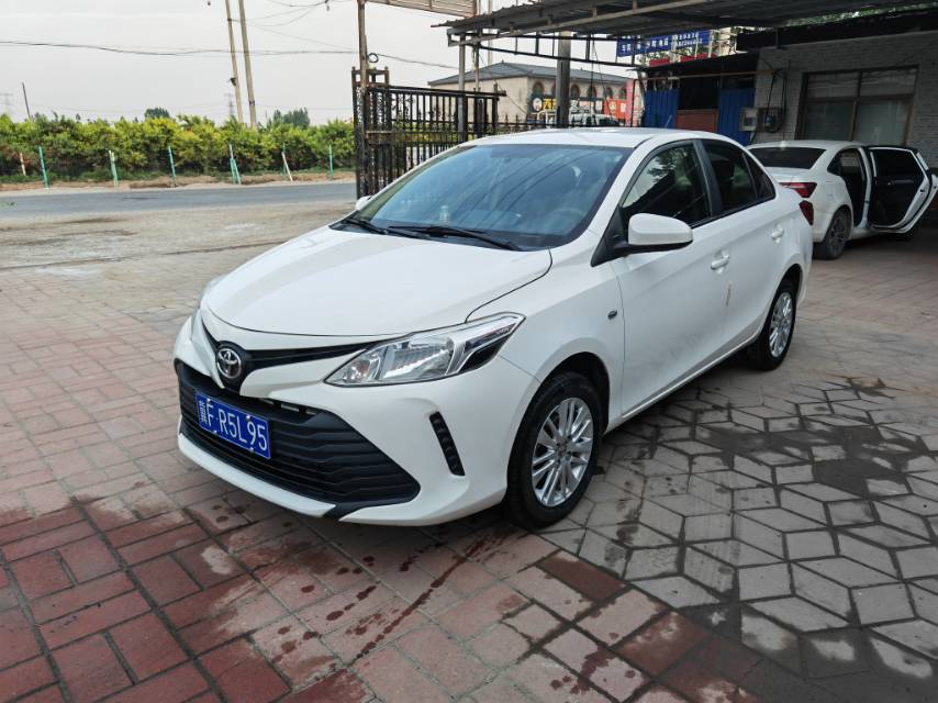 Toyota Vios 2017 immagine di auto 