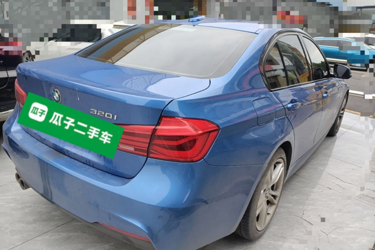 BMW 3 Series 2018 car image #7