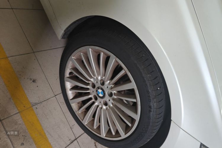 BMW 3 Series 2017 #9 BMW 3 Series 2017 car image #9