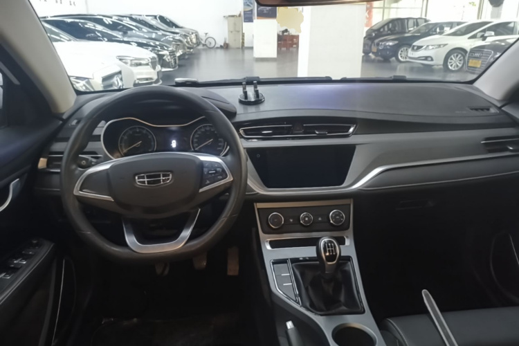 GEELY Emgrand 2021 car image #11