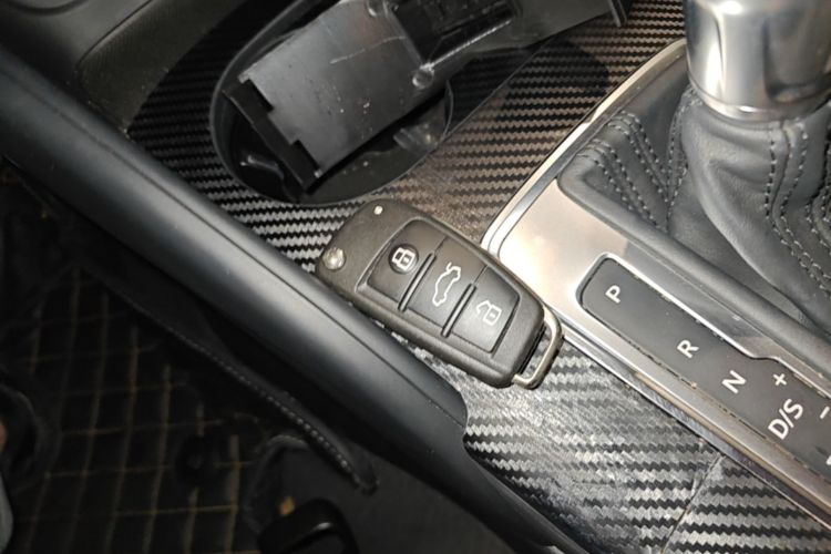 Audi A3 2020 car image #9