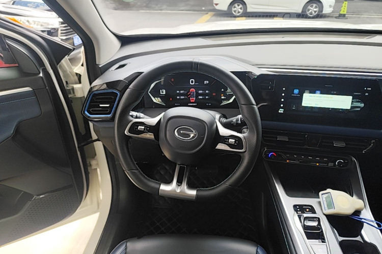 GAC Trumpchi GS3 2023 #11 GAC Trumpchi GS3 2023 car image #11