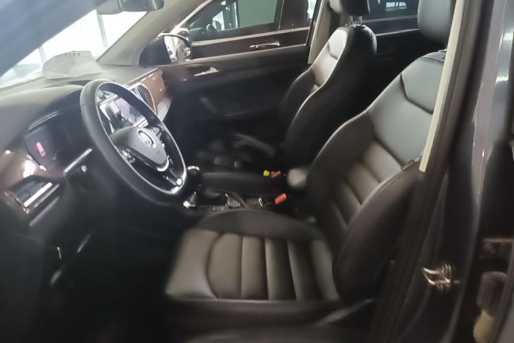 Volkswagen Tharu 2019 car image #15