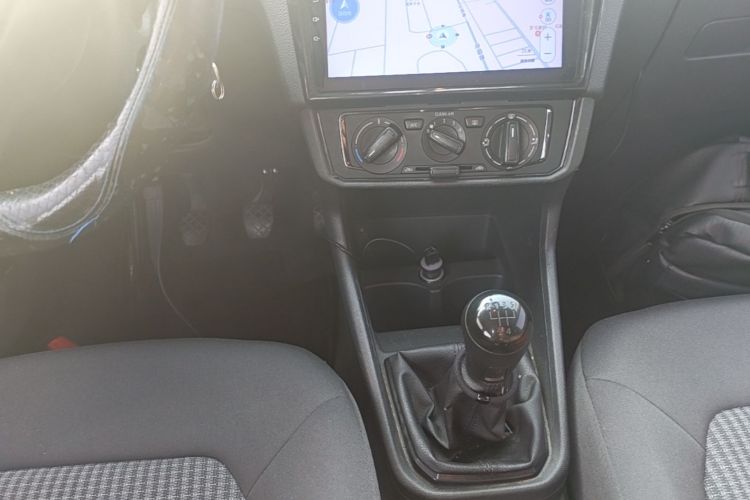 Volkswagen Santana 2017 imagem de carro #14