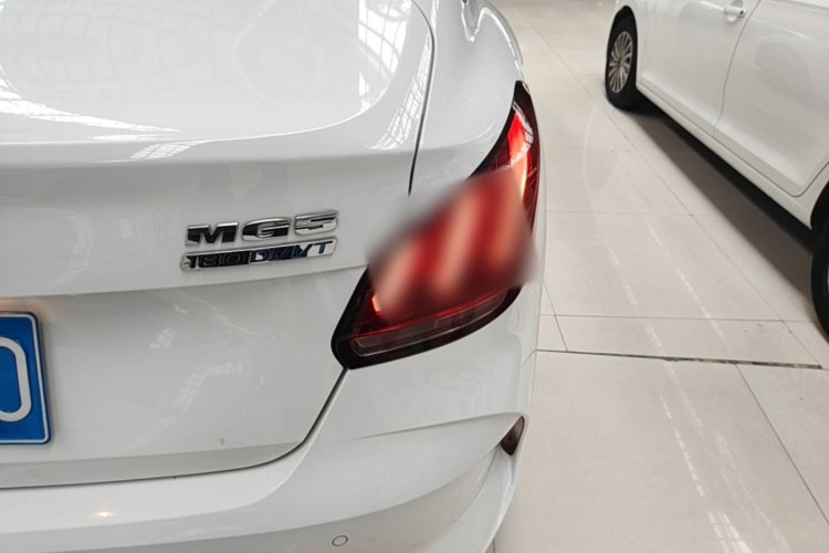 MG 5 2024 car image #8