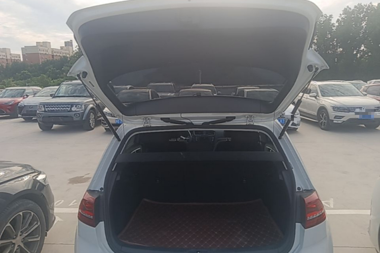 Volkswagen Golf 2017 #19 Volkswagen Golf 2017 car image #19