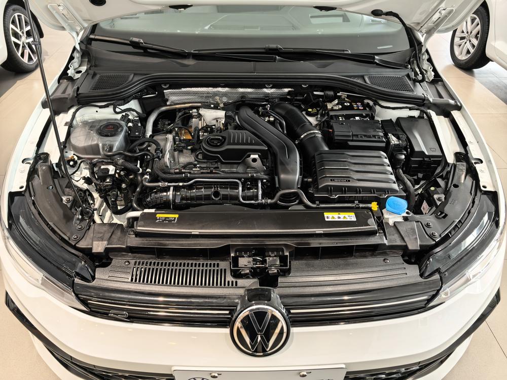 Volkswagen Golf 2025 #6 Volkswagen Golf 2025 car image #6